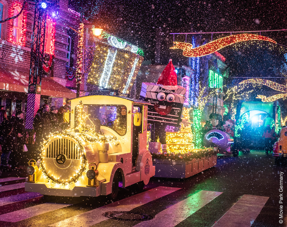 Movie Park Hollywood Christmas Parade